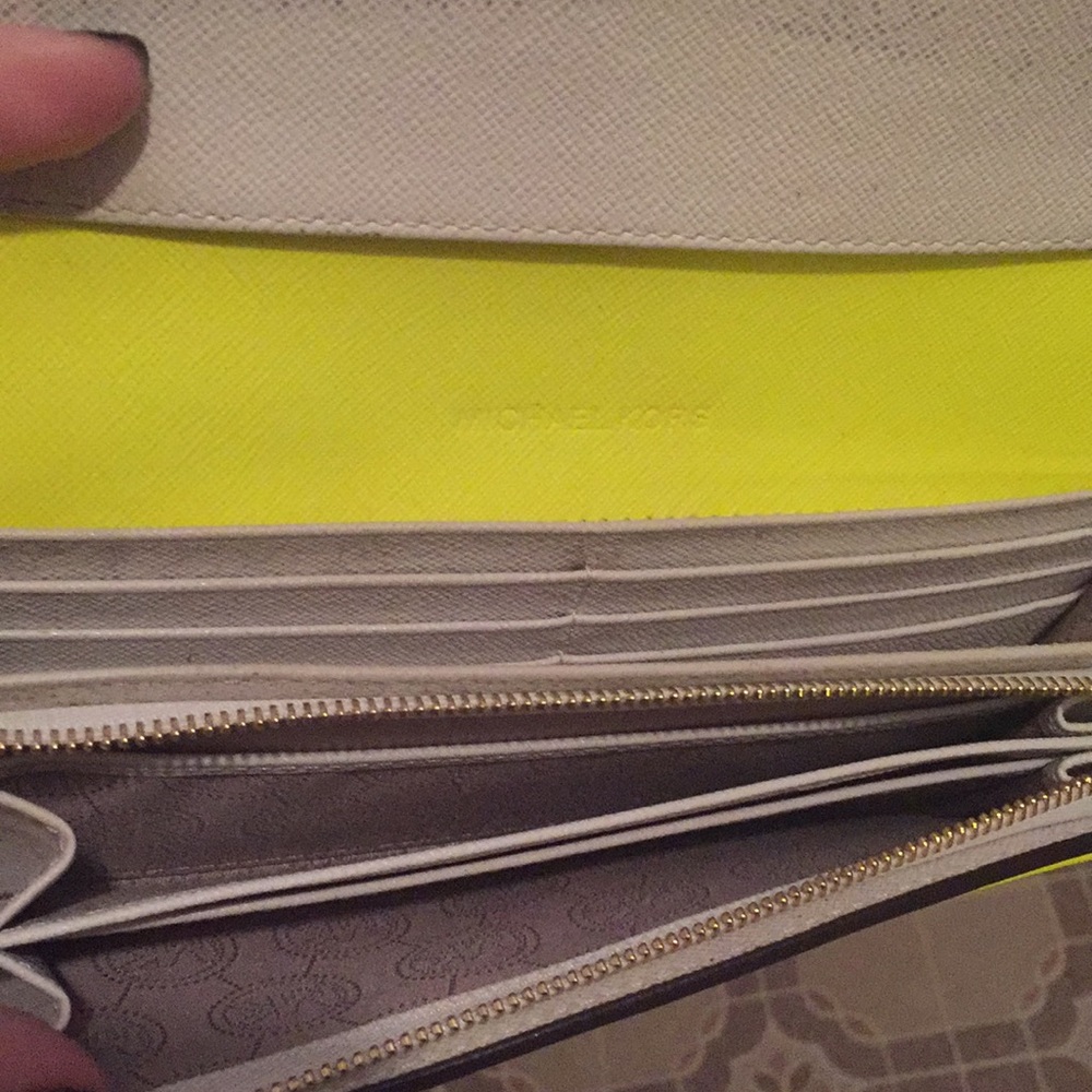 Wallet - Picture 2 of 3